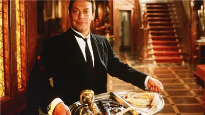 الممثل تيم كاري يكشف ذكريات تصوير فيلم Clue ونقله إلى المستشفى خلال التصوير.. ما القصة؟