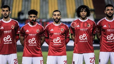 مروان عثمان يقود هجوم الأهلي أمام طلائع الجيش في الدوري