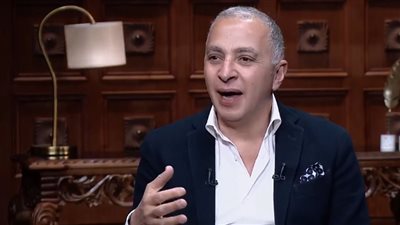 أزمة عمالة في الطريق.. أحمد السويدي يحذر من نقص الصنايعية في السوق
