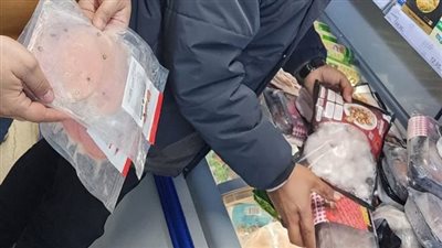 ضبط 4 أطنان دجاج وكبدة ولحوم غير صالحة للاستهلاك في حملة بالمنصورة