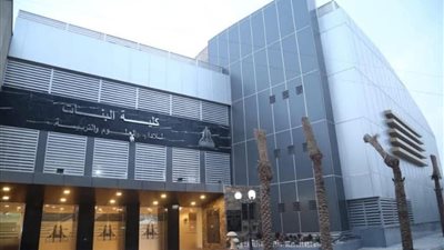 إصابة طالبة بعين شمس صدمتها سيارة عضو هيئة تدريس.. والجامعة توضح التفاصيل