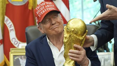 بسبب قرارات ترامب.. أزمة تأشيرات بـ 15 ألف دولار تضرب 5 منتخبات وجماهيرها قبل كأس العالم 2026
