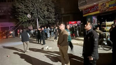نائب محافظ المنيا يتابع حادث انهيار حائط ببرج تحت الإنشاء بحي وسط وتضرر 3 سيارات