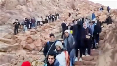 رغم إجازة الدير.. انتعاشة سياحية بمدينة سانت كاترين 