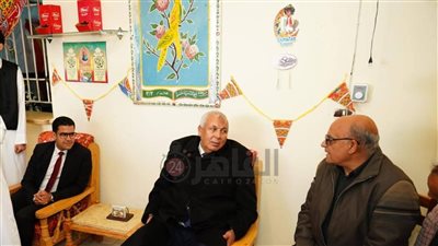 محافظ مطروح يزور دار أيتام عقب صلاة العيد ويشارك أبناءها فرحتهم 