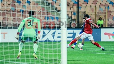 أهداف مباراة الأهلي والترجي.. الفريق التونسي يحطم آمال الأحمر بتسجيله الهدف الثالث