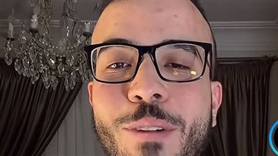 جمعنا المبلغ في 6 أيام.. الشاب حسام مريض التهاب الشبكية يعلن اكتمال تكلفة علاجه: شكرًا لكل الناس اللي تبرعت