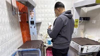 غلق 3 منشآت طبية مخالفة بالوادي الجديد| صور