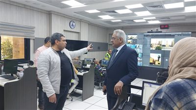  نائب محافظ سوهاج يتابع الطقس من مركز السيطرة ويوجه بسرعة الاستجابة لبلاغات المواطنين