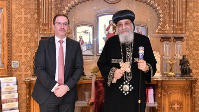  البابا تواضروس يستقبل السفير البريطاني بالقاهرة 