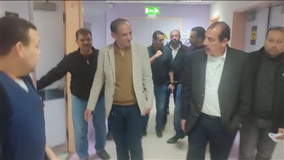 الصحة: نائب الوزير يقرر مكافأة لفريق مستشفى الشيخ زايد التخصصي ويحيل إدارة زايد المركزي للتحقيق