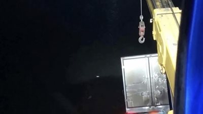 انتشال سيارة ربع نقل سقطت بطريق المنصورة–دكرنس دون إصابات