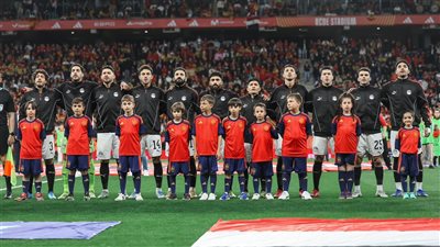 بعثة المنتخب تعود إلى القاهرة فجر الخميس قادمة من إسبانيا 