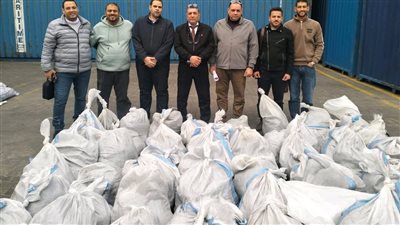 ضبط محاولة تهريب كمية من الدخان المعسل بجمارك الإسكندرية 
