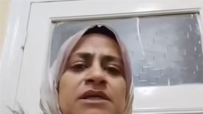 مش قادرة أشوفه بالحالة دي.. سيدة تستغيث لعلاج نجلها بعد دخوله في غيبوبة كاملة 