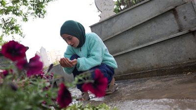 مأساة إنسانية في جنوب لبنان تُجبر الأهالي على دفن موتاهم مرتين