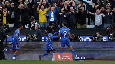 لأول مرة منذ 39 عامًا.. ليدز يونايتد يتأهل لنصف نهائي كأس الاتحاد