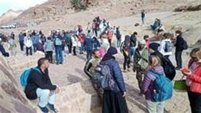 499 سائحا في زيارة المقدسات الدينية والروحانية بسانت كاترين