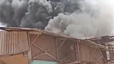 اندلاع حريق داخل مصنع سمن في المنيا