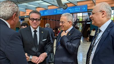وزير الصحة يبحث مع نظيره التونسي سبل تبادل الخبرات في إدارة المستشفيات وتطوير الرعاية الصحية الأولية والطوارئ