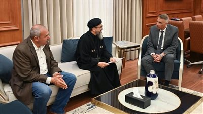 محافظ جنوب سيناء يستقبل القمص مينا سعد راعي كنيسة موسى النبي وماري مرقس