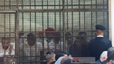 دفاع سارة خليفة لهيئة المحكمة: مش عاوز أطلب رد المحكمة لأول مرة في حياتي