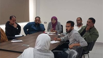 رئيسة حي فيصل بمحافظة السويس: إنذارات للعمارات المخالفة وتحرك حاسم لتحسين الصرف والنظافة