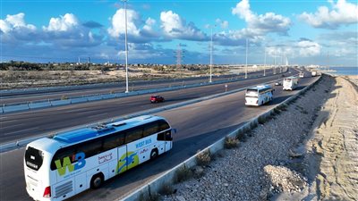القابضة للنقل البحري والبري تتعاقد على توريد 529 أتوبيسًا وميني باص لشركات نقل الركاب