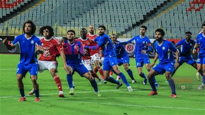 لقاء مهم.. القنوات الناقلة لمباراة الأهلي وسموحة بث مباشر الآن في الدوري المصري 2025/2026 والتشكيل 