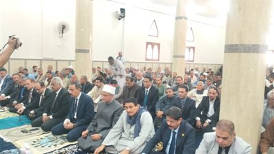 تزامنًا مع العيد القومي.. محافظ سوهاج ومدير الأوقاف يفتتحان مسجد الشيخ جمعة بجهينة بعد إحلاله وتجديده