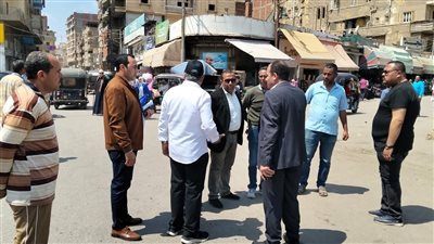 محافظ الدقهلية يوجه برفع الإشغالات وتحسين النظافة خلال جولة مفاجئة بميت غمر