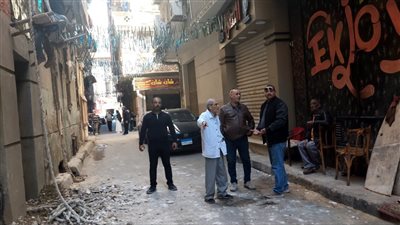إيقاف أعمال ترميم وتكسير بناء بدون ترخيص.. حي وسط بالإسكندرية يكثف المرور الميداني والحملات المكثفة 