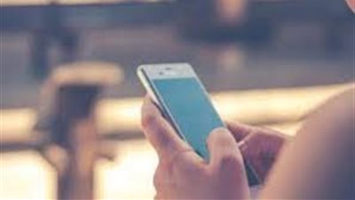 مصلحة الجمارك: دراسة إلغاء رسم الـ2% جمارك على استيراد مكونات إنتاج الهواتف