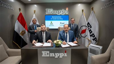 إنبي توقع مذكرة تفاهم مع شركة SES لتنفيذ مشروعات الطاقة الشمسية