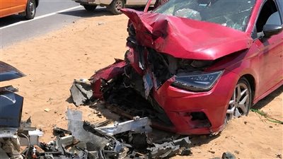 إصابة 6 أشخاص في تصادم سيارتين بطريق الزعفرانة بالسويس