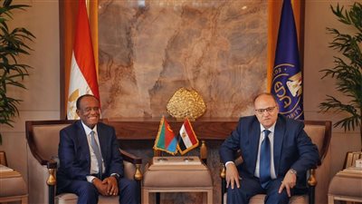 إريتريا تبحث مع هيئة الدواء المصرية التعاون في مجالات تسجيل المستحضرات الدوائية والرقابة 