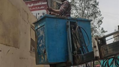 حملة مكبرة لإزالة الإعلانات المخالفة بشوارع البلينا واستعادة المظهر الحضاري في سوهاج