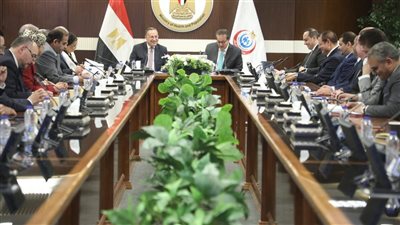 وزيرا الصحة والتعليم العالي يبحثان تعزيز التعاون الاستراتيجي لدعم منظومة التأمين الصحي الشامل
