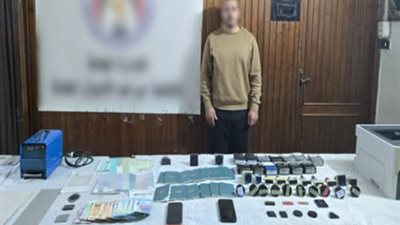 مستندات وأختام مزورة.. القبض على متهم بالنصب والاحتيال على المواطنين راغبي السفر للخارج بالغربية