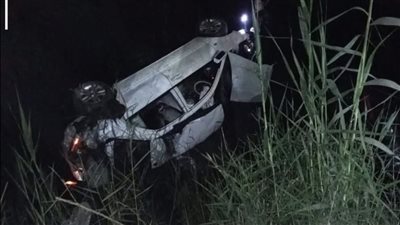 بالأسماء.. مصرع شخص وإصابة 3 آخرين إثر انقلاب سيارة داخل ترعة في إسنا جنوب الأقصر