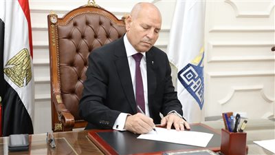 محافظ القاهرة يعتمد مشروع تقسيم منطقة الخدمات بحلوان