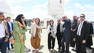 من أمام مسجد أبو مندور الأثري.. محافظ البحيرة تستقبل وفد الاتحاد الأوروبي لتعزيز التعاون الدولي