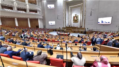 وزير السياحة والآثار يعرض خطة عمل الوزارة في مجلس النواب 