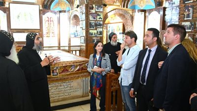 وفد الاتحاد الأوروبي يختتم جولته في البحيرة بزيارة دير الأنبا بيشوي بوادي النطرون