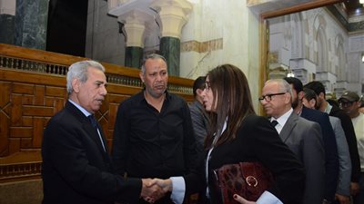 وزيرة الثقافة تؤدي واجب العزاء في وفاة نجل إبراهيم محمد مؤسس قاعات بيكاسو