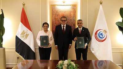 وزير الصحة يشهد توقيع بروتوكول لـ رفع الوعي الصحي لأولياء الأمور بشأن التغذية المنزلية