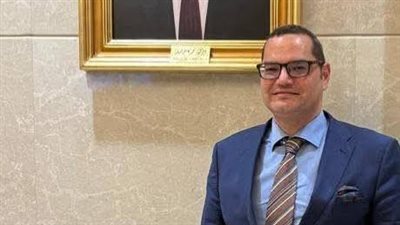 عميد حقوق عين شمس يشارك في جلسات برلمانية لإعداد تشريع ينظم استخدام الأطفال لتطبيقات التواصل الاجتماعي