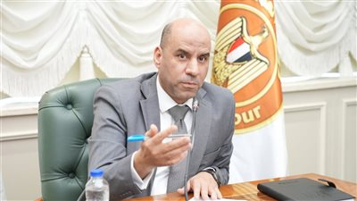 وزير العمل يبحث مع أروجلو التركية للملابس الجاهزة فرص التدريب والتشغيل.. واستثمارات كبرى مرتقبة