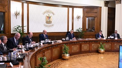 رئيس الوزراء يترأس اجتماع اللجنة المركزية لإدارة الأزمات