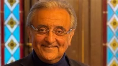 وزيرة الثقافة تهنئ عازف البيانو رمزي يسى بعد حصولة على وسام فارس للفنون والآداب من فرنسا